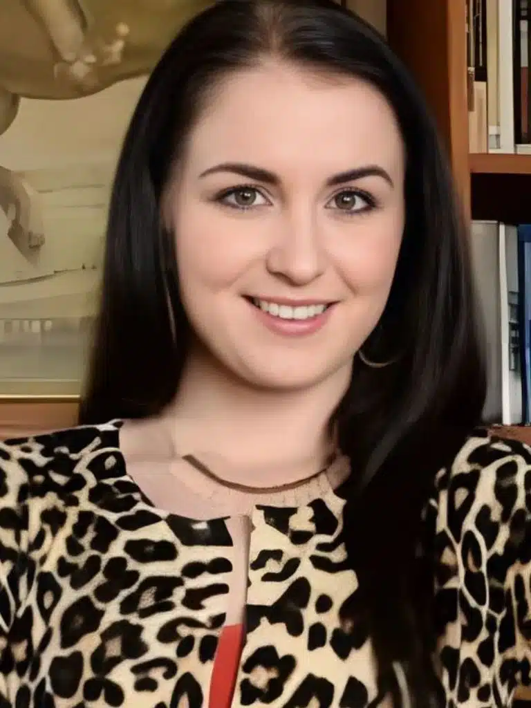 Kittina Ivory Biography: Wiki, Age, Career, Height, Weight, Boyfriend, Net Worth & More