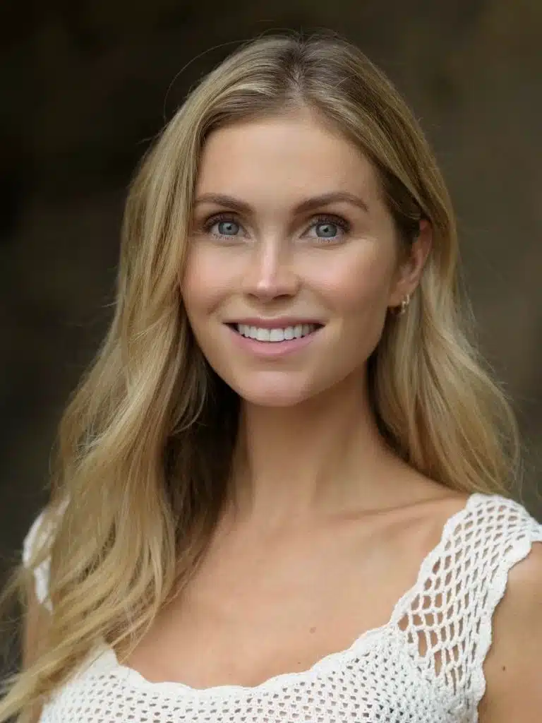 Lane Lindell Biography: Wiki, Age, Career, Height, Weight, Boyfriend, Net Worth & More