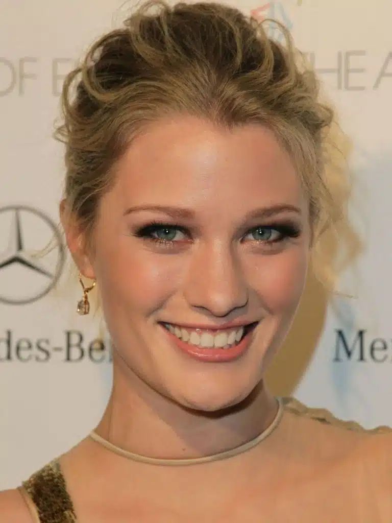 Lenore Hinshaw Biography: Wiki, Age, Career, Height, Weight, Husband, Net Worth & More