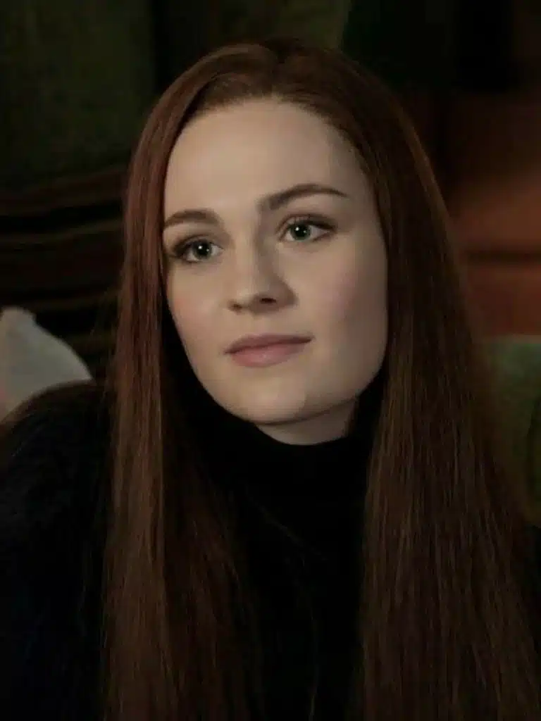 Lilly Evans Biography: Wiki, Age, Career, Height, Weight, Boyfriend, Net Worth & More