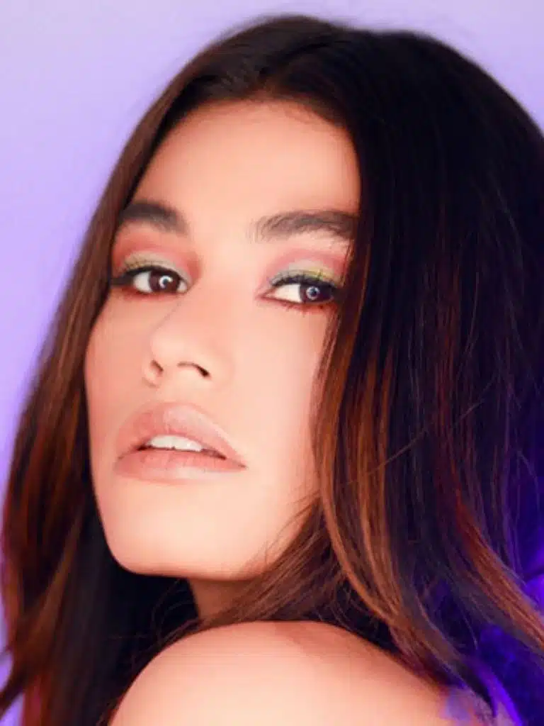 Lorena Medina Biography: Wiki, Age, Career, Height, Weight, Family, Net Worth & More