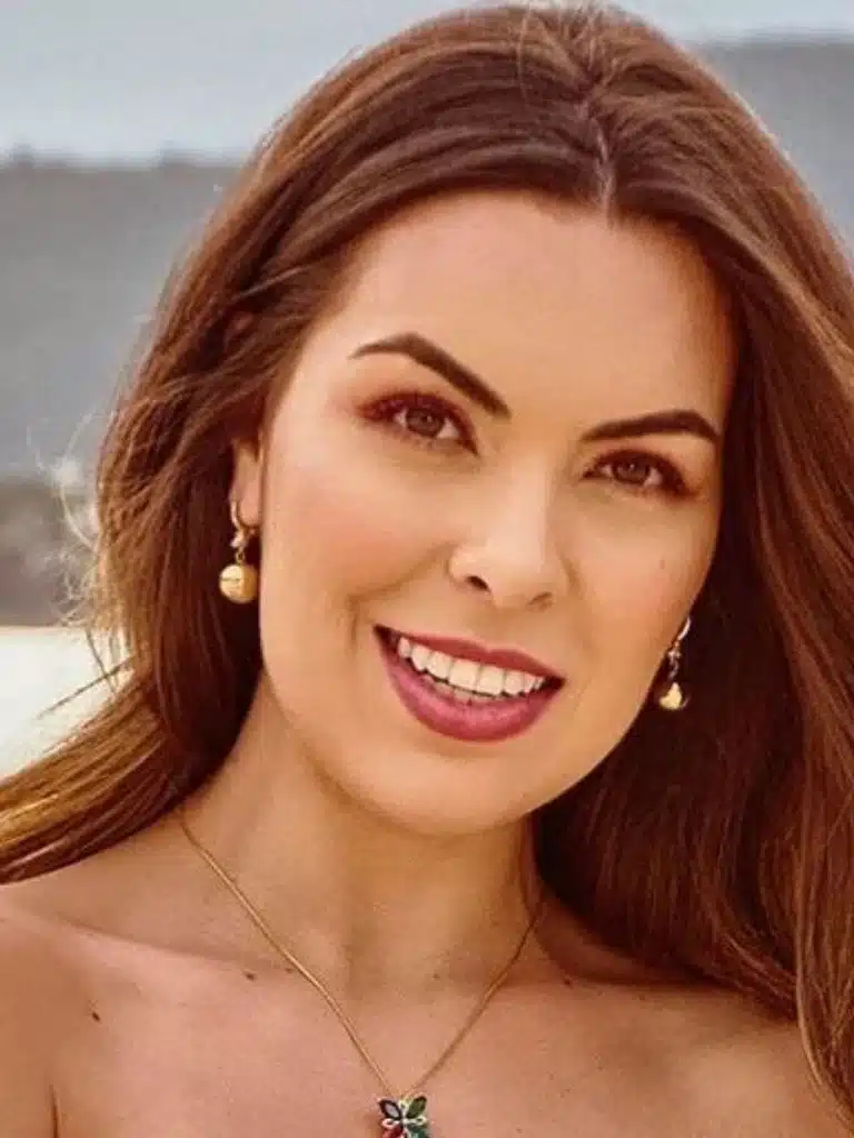 Naiara Alves Biography: Wiki, Age, Career, Height, Weight, Husband, Net Worth & More