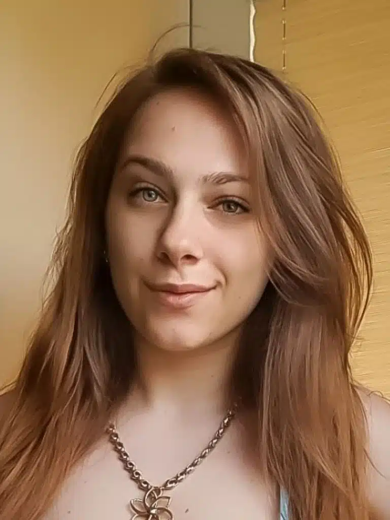 Onebigkiss Biography: Wiki, Age, Career, Height, Weight, Boyfriend, Net Worth & More
