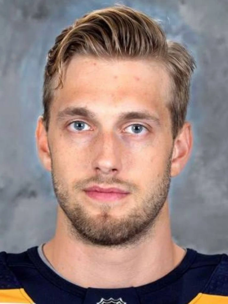 Petteri Lindbohm Biography: Wiki, Age, Career, Height, Weight, Boyfriend, Net Worth & More