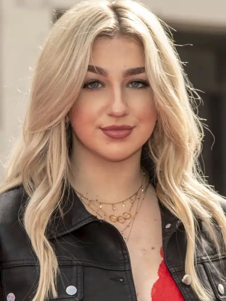 Presley Tennant Biography: Wiki, Age, Career, Height, Weight, Boyfriend, Net Worth & More