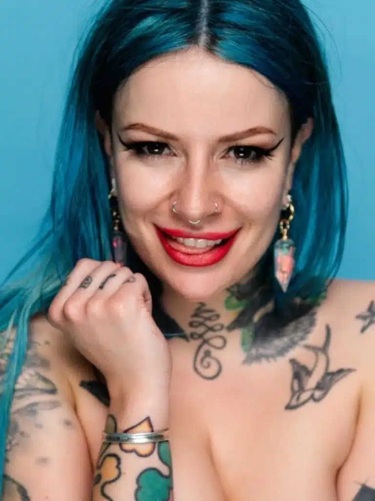 Rebecca Crow Biography: Wiki, Age, Career, Height, Weight, Boyfriend, Net Worth & More