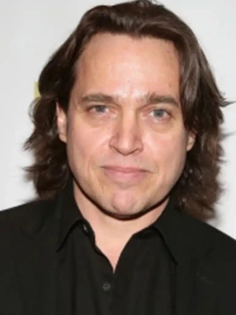 Rob Campbell Biography: Wiki, Age, Career, Height, Weight, Boyfriend, Net Worth & More