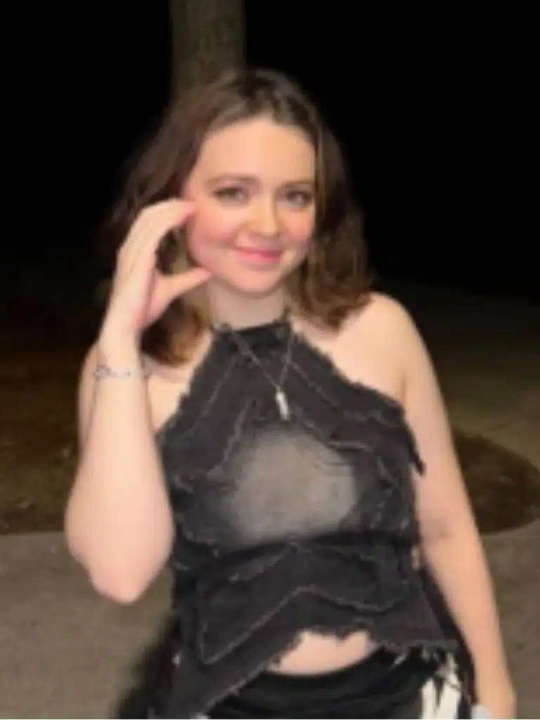 Sadie Blair Biography: Wiki, Age, Career, Height, Weight, Boyfriend, Net Worth & More
