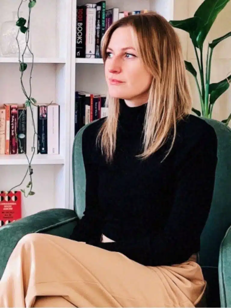 Sarah Sinclair Biography: Wiki, Age, Career, Height, Weight, Boyfriend, Net Worth & More