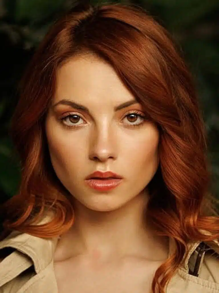 Sophie La Sage Biography: Wiki, Age, Career, Height, Weight, Boyfriend, Net Worth & More