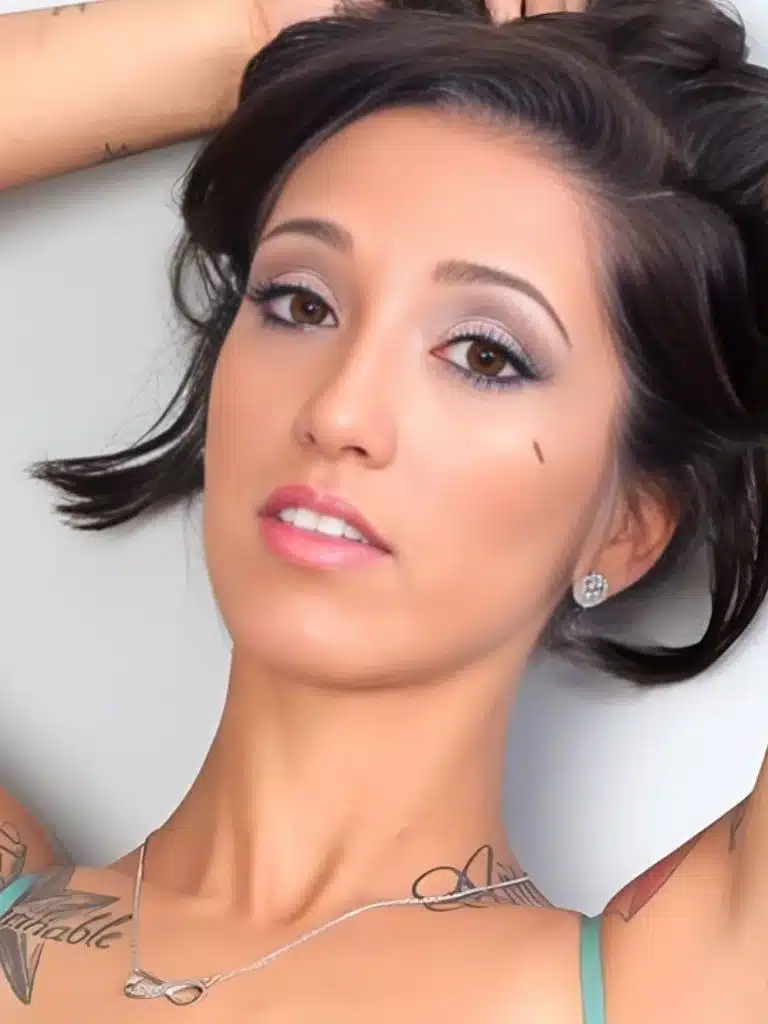 Stefania Mafra Biography: Wiki, Age, Career, Height, Weight, Boyfriend, Net Worth & More