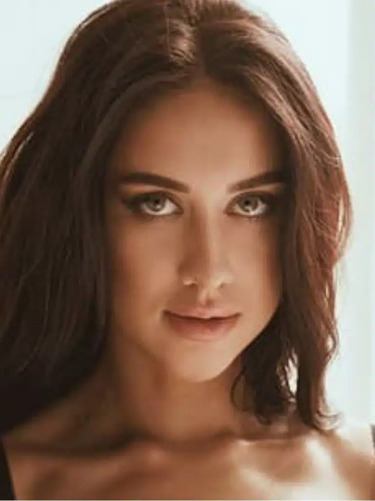 Tanya Bahtina Biography: Wiki, Age, Career, Height, Weight, Boyfriend, Net Worth & More