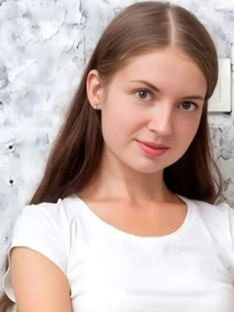 Taylor Krystal Biography: Wiki, Age, Career, Height, Weight, Boyfriend, Net Worth & More