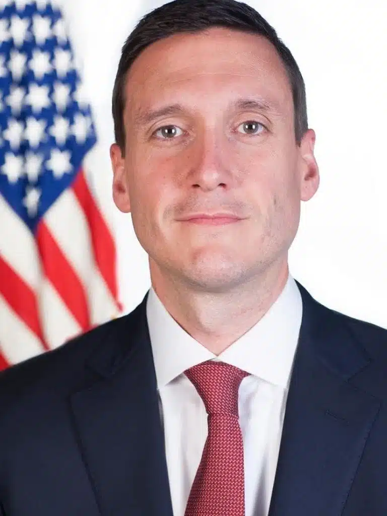 Tom Bossert Biography: Wiki, Age, Career, Height, Weight, Boyfriend, Net Worth & More