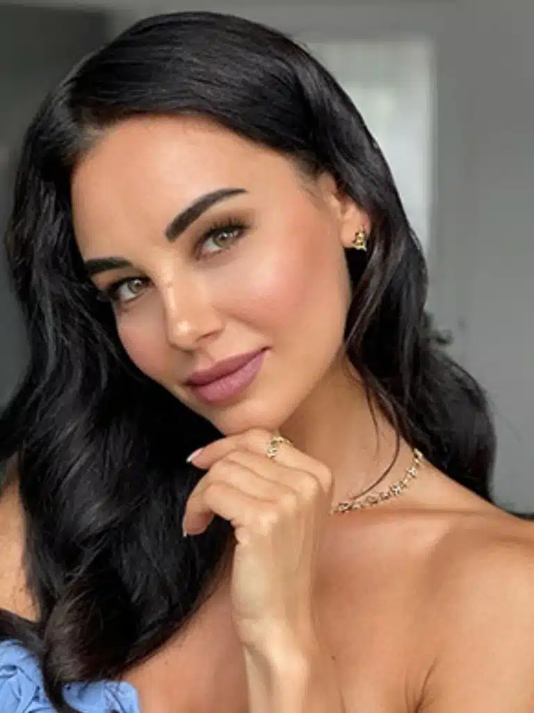 Veronika Klimovits Biography: Wiki, Age, Career, Height, Weight, Boyfriend, Net Worth & More