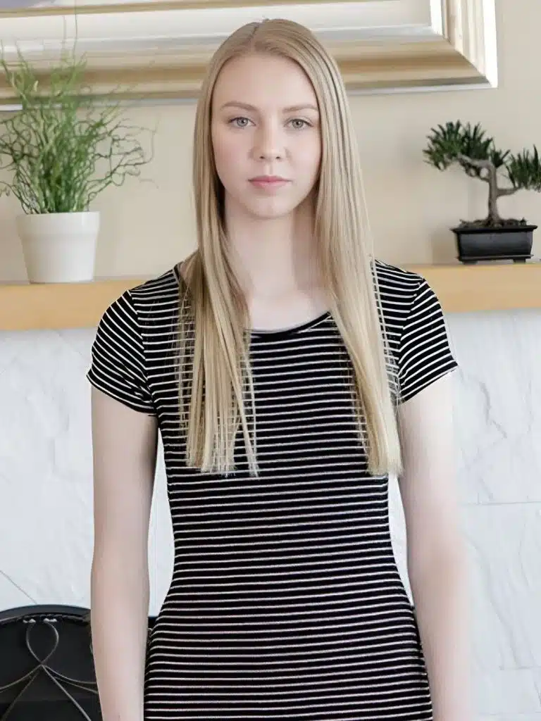 Abi Grace Biography: Wiki, Age, Career, Height, Weight, Boyfriend, Net Worth & More