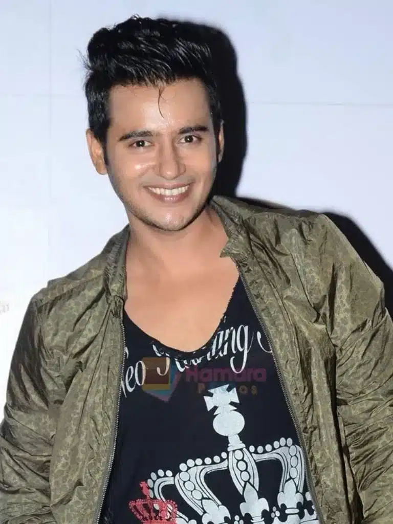 Actor Aditya Singh Rajput Biography: Wiki, Age, Career, Height, Weight, Boyfriend, Net Worth & More
