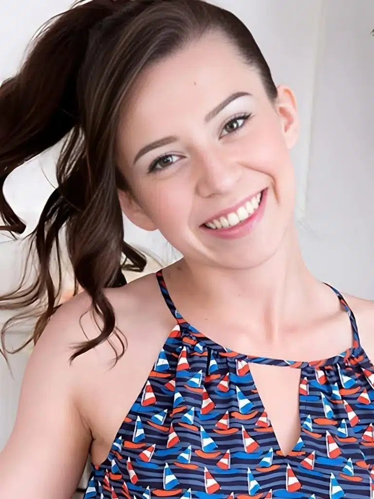 Ariel Q Biography: Wiki, Age, Career, Height, Weight, Boyfriend, Net Worth & More