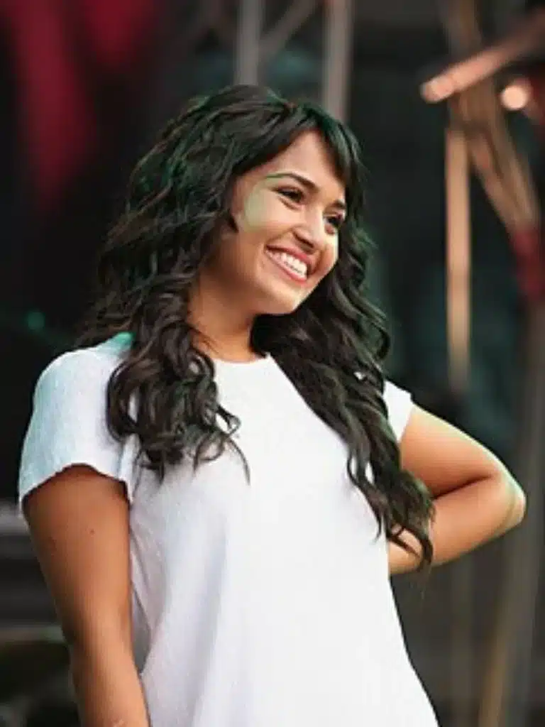 Bahar Kizil Biography: Wiki, Age, Career, Height, Weight, Boyfriend, Net Worth & More