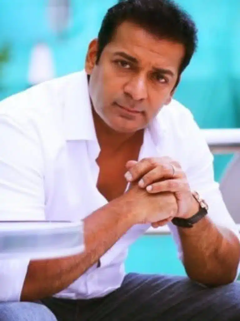 Bobby Khan Wikipedia Biography: Wiki, Age, Career, Height, Weight, Boyfriend, Net Worth & More