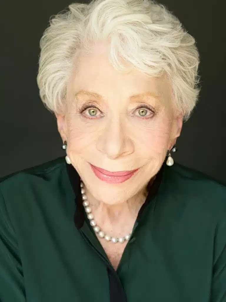 Bunny Levine Wikipedia Biography: Wiki, Age, Career, Height, Weight, Boyfriend, Net Worth & More