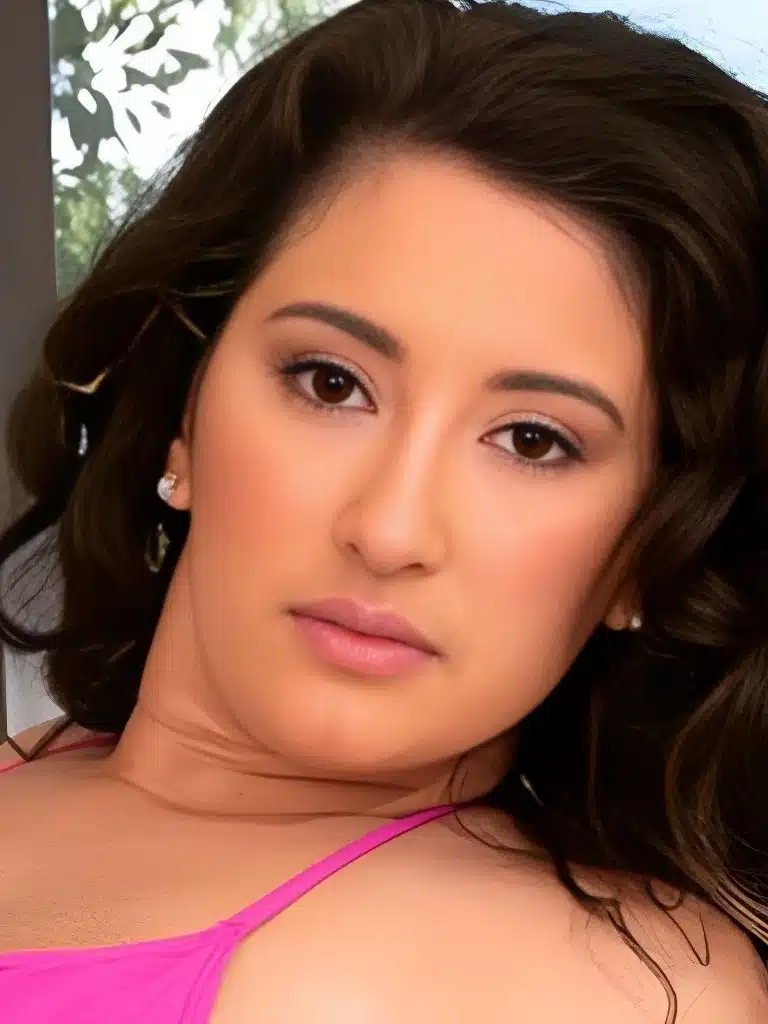 Christy Sparks Biography: Wiki, Age, Career, Height, Weight, Boyfriend, Net Worth & More