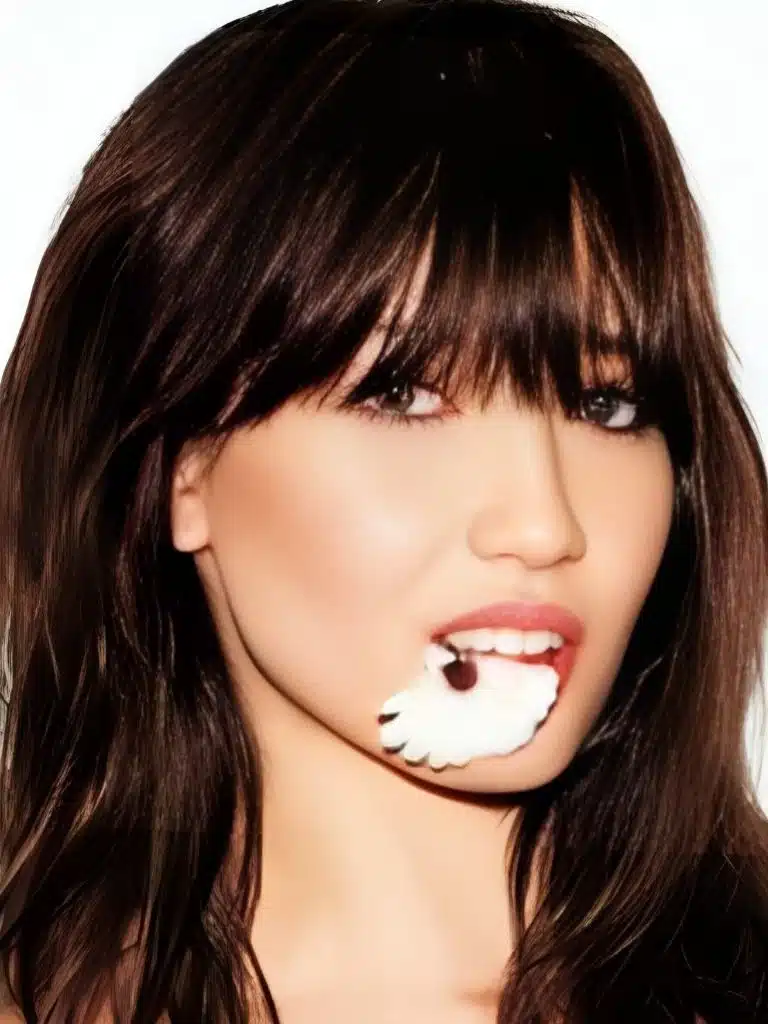 Daisy Lowe Biography: Wiki, Age, Career, Height, Weight, Boyfriend, Net Worth & More