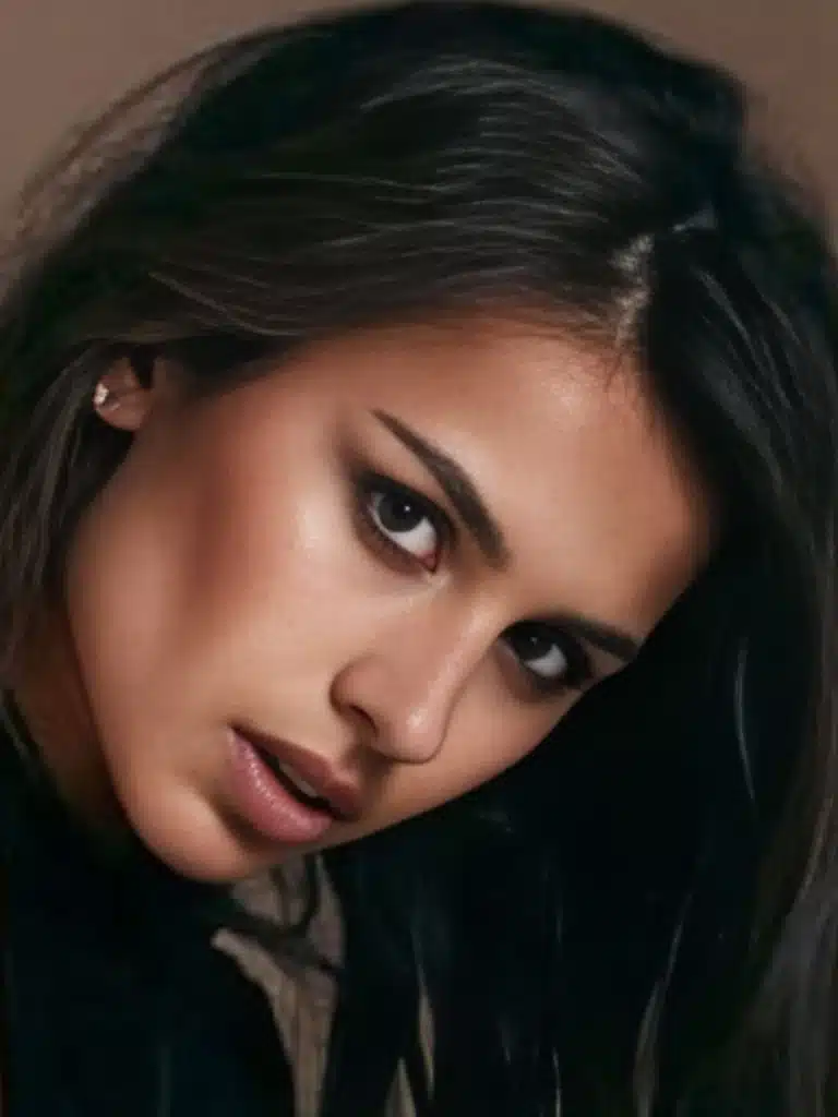 Diana Raych Biography: Wiki, Age, Career, Height, Weight, Boyfriend, Net Worth & More