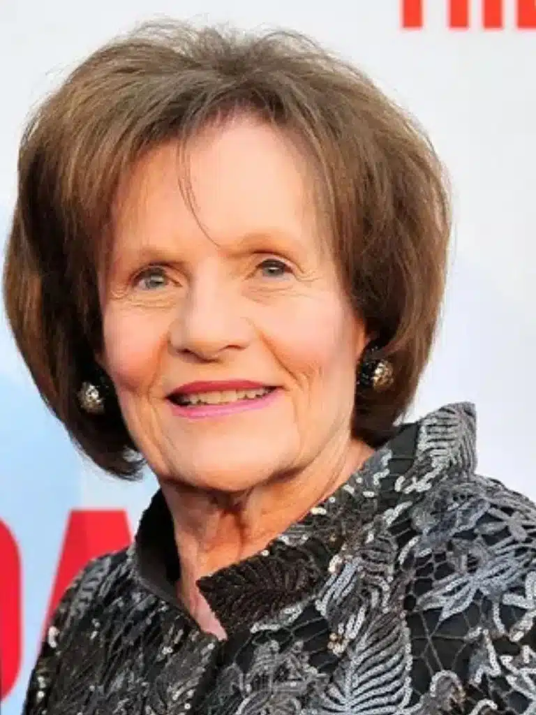 Edith Broad Biography: Wiki, Age, Career, Height, Weight, Boyfriend, Net Worth & More