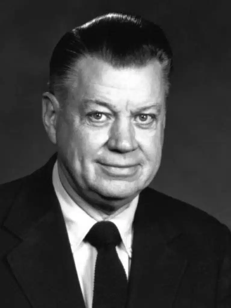 Elmer L. Gaden Biography: Wiki, Age, Career, Height, Weight, Boyfriend, Net Worth & More