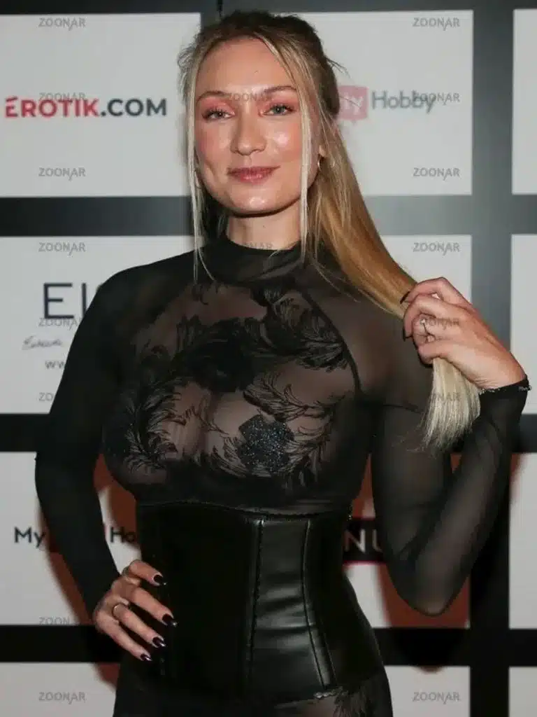 Fiona Fuchs Biography: Wiki, Age, Career, Height, Weight, Boyfriend, Net Worth & More