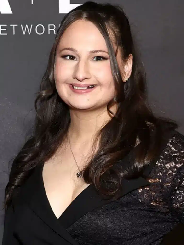 Gypsy Rose Blanchard Wikipedia Biography: Wiki, Age, Career, Height, Weight, Boyfriend, Net Worth & More