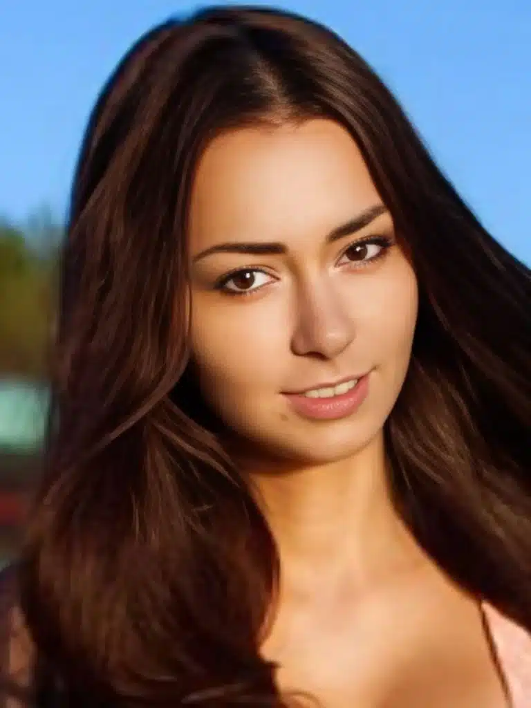 Helga Lovekaty Biography: Wiki, Age, Career, Height, Weight, Boyfriend, Net Worth & More