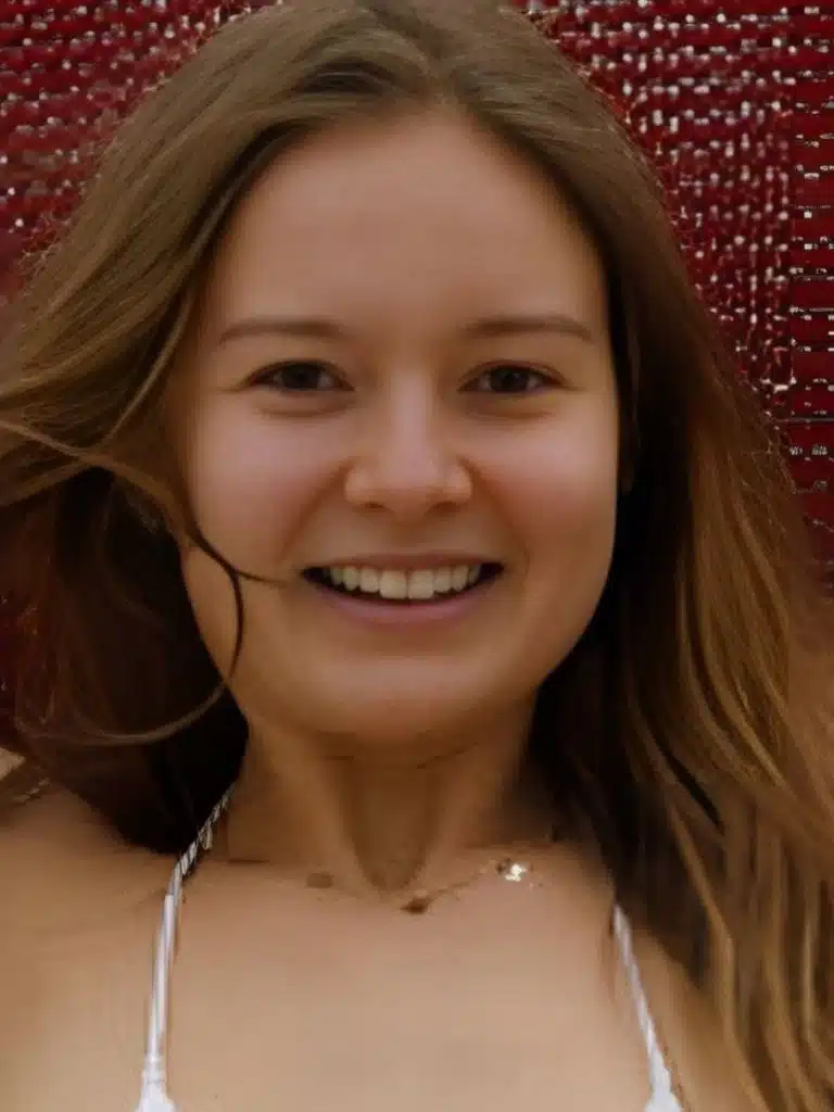 Isabella Herzog Biography: Wiki, Age, Career, Height, Weight, Boyfriend, Net Worth & More