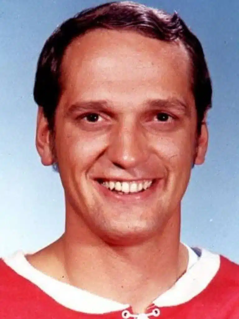 Jacques Laperriere Biography: Wiki, Age, Career, Height, Weight, Boyfriend, Net Worth & More