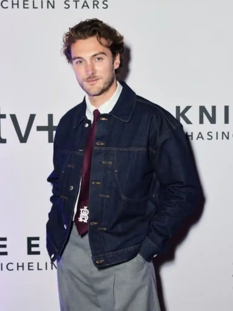 Jesse Burgess Wikipedia Biography: Wiki, Age, Career, Height, Weight, Boyfriend, Net Worth & More