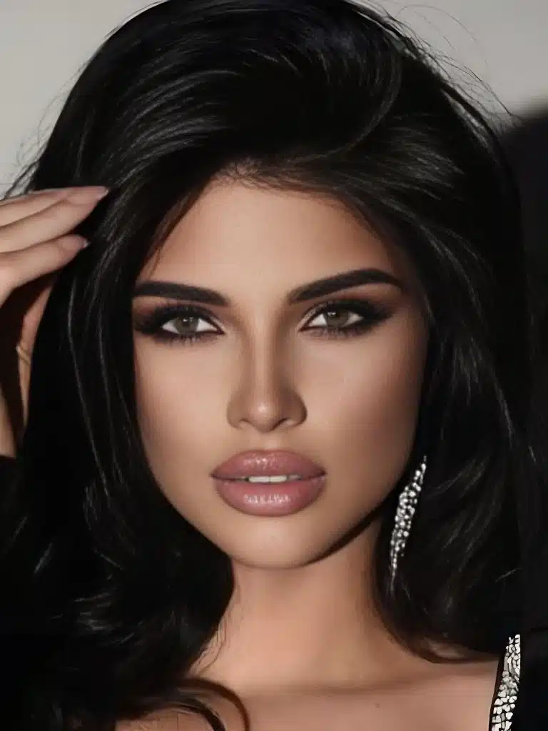 Karina Smolskaya Biography: Wiki, Age, Career, Height, Weight, Boyfriend, Net Worth & More