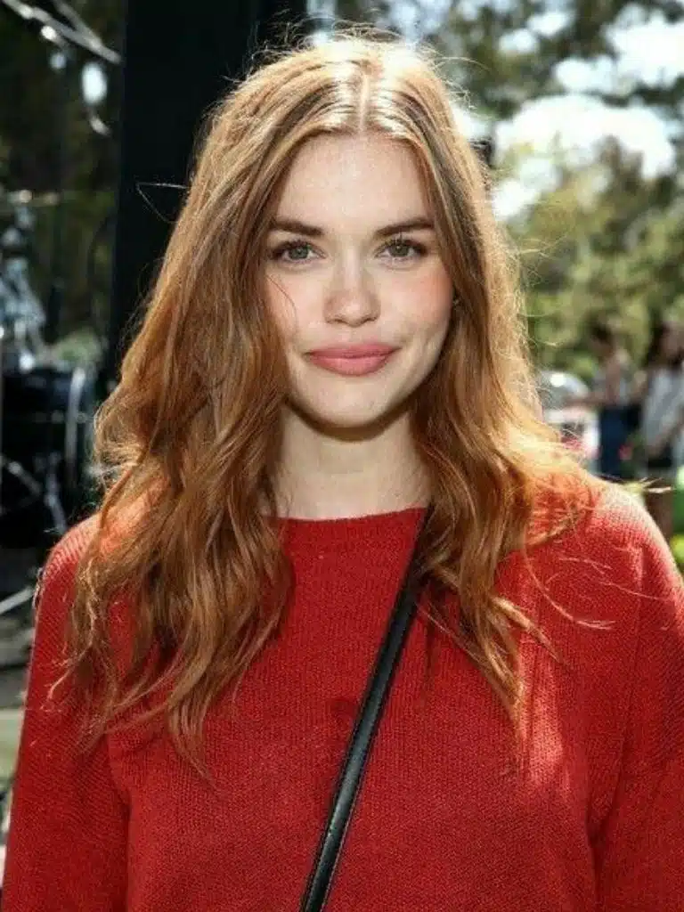 Lily Holland Biography: Wiki, Age, Career, Height, Weight, Boyfriend, Net Worth & More