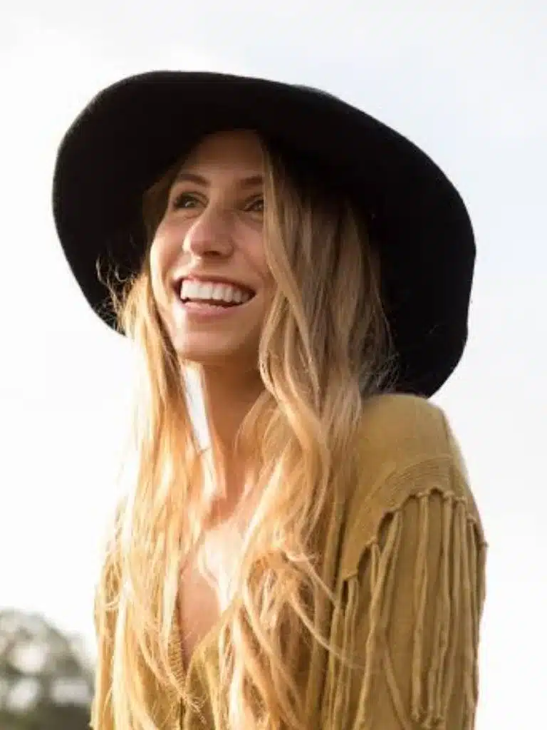 Lily Meola Wikipedia Biography: Wiki, Age, Career, Height, Weight, Boyfriend, Net Worth & More