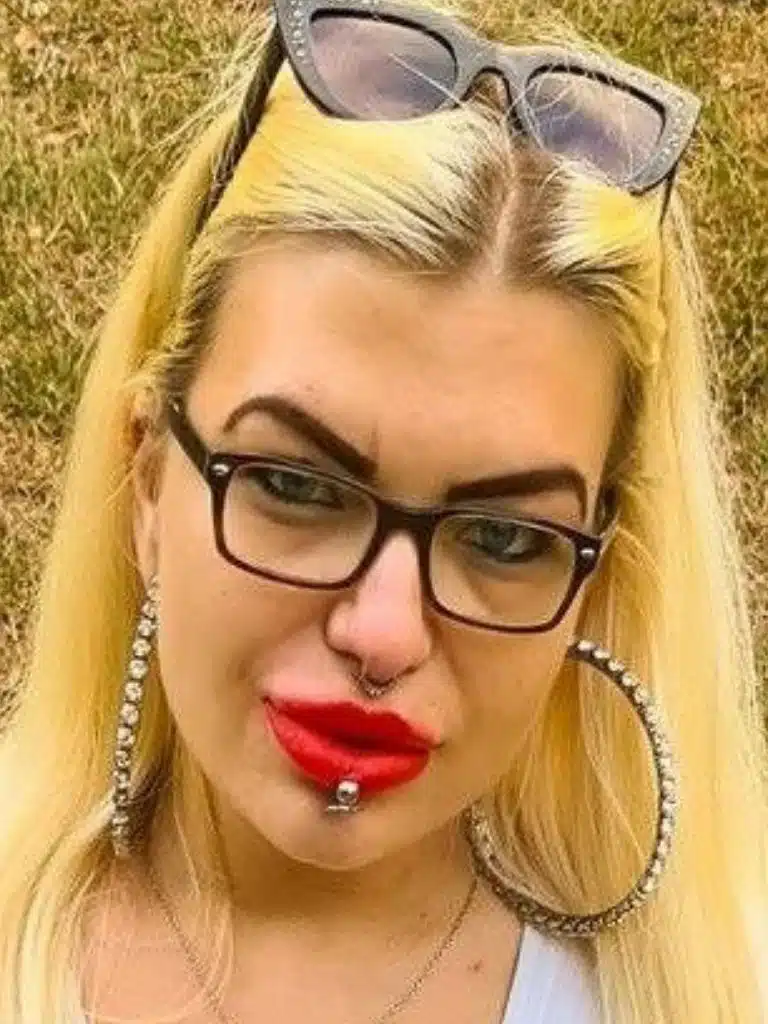 Mariella Sun Biography: Wiki, Age, Career, Height, Weight, Boyfriend, Net Worth & More
