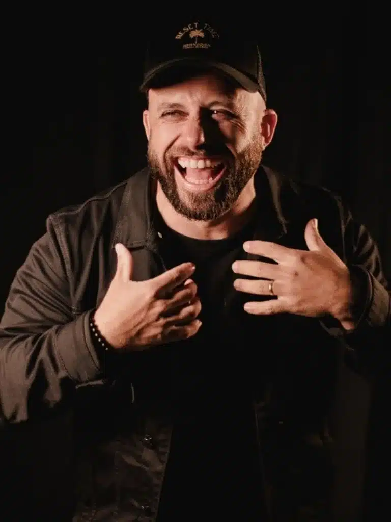 Mike Mendes Biography: Wiki, Age, Career, Height, Weight, Boyfriend, Net Worth & More