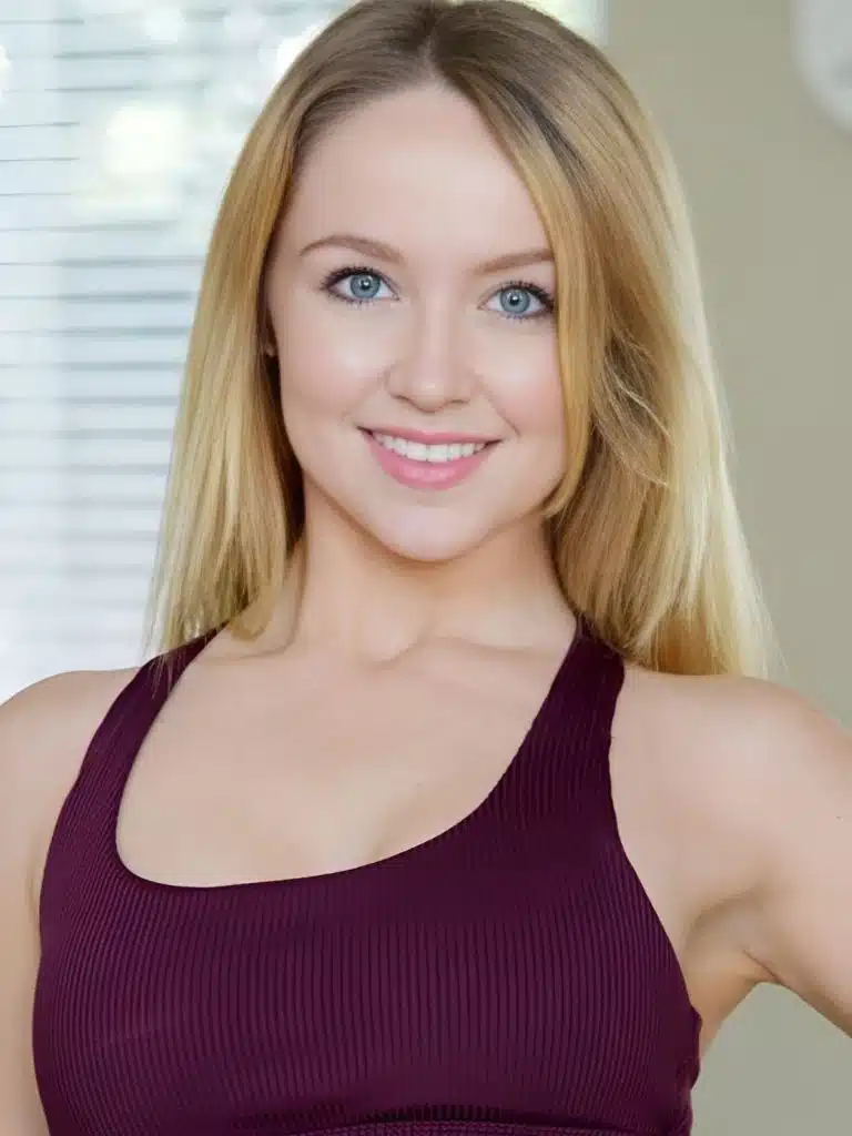 Nikole Nash Biography: Wiki, Age, Career, Height, Weight, Boyfriend, Net Worth & More