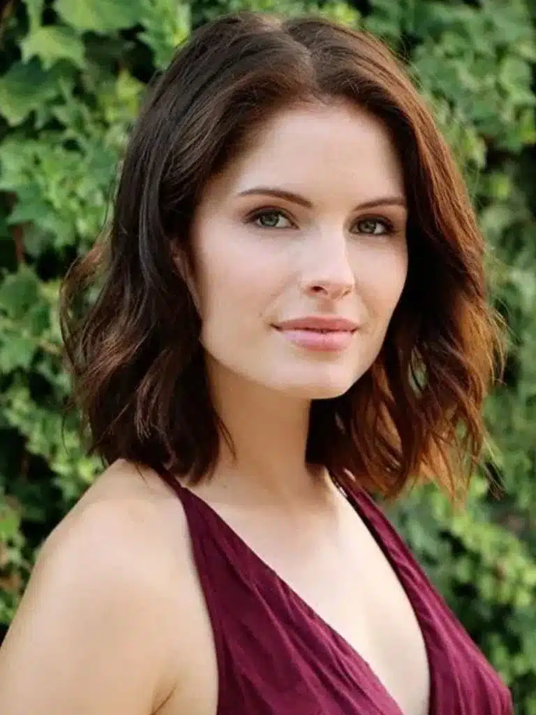 Olivia Applegate Biography: Wiki, Age, Career, Height, Weight, Boyfriend, Net Worth & More