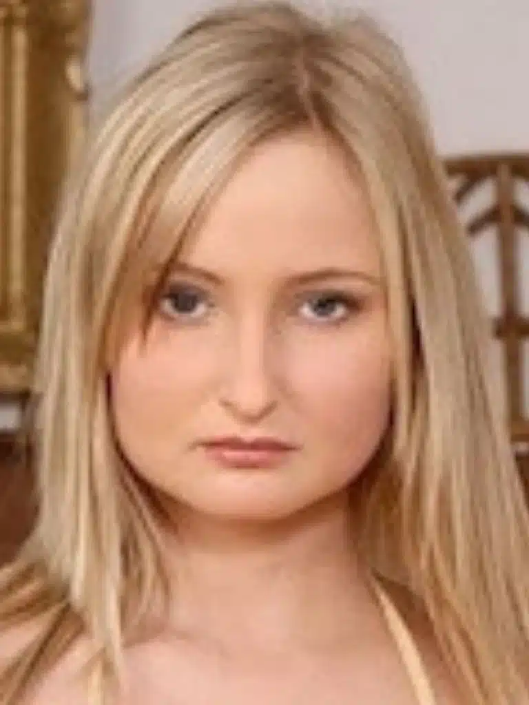 Paris Diamond Biography: Wiki, Age, Career, Height, Weight, Boyfriend, Net Worth & More