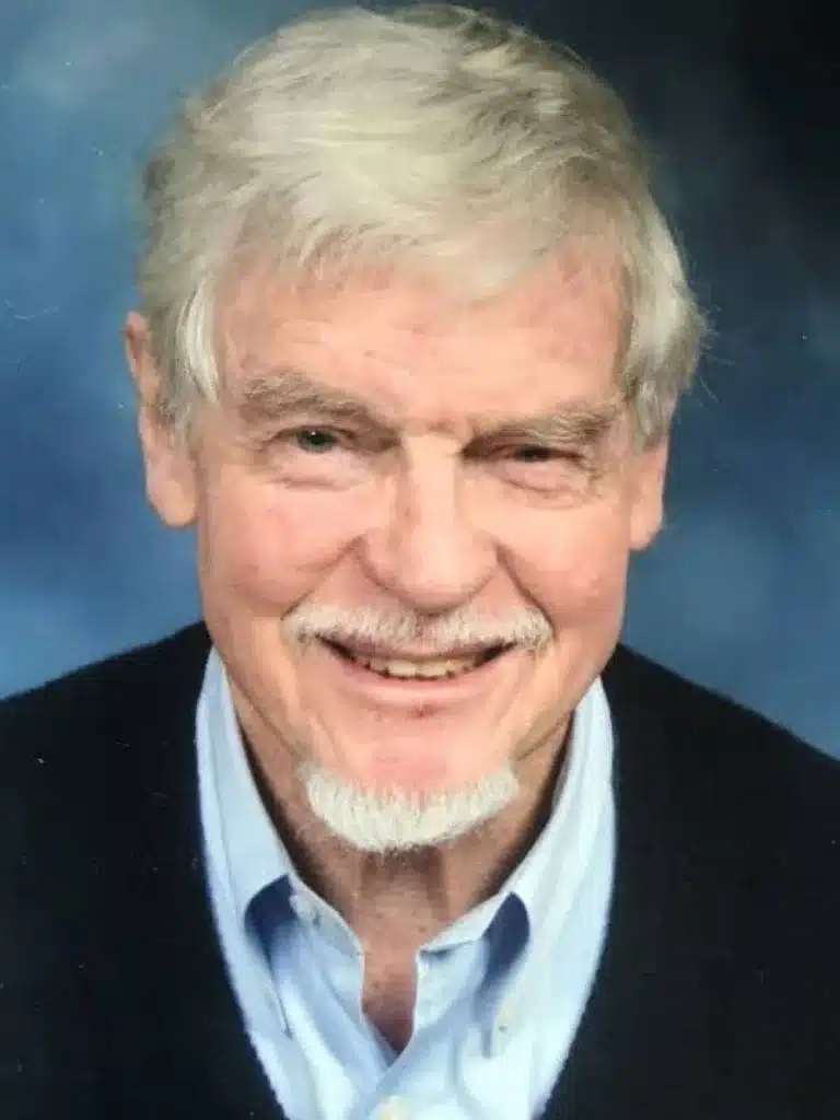 Reginald I. Vachon Biography: Wiki, Age, Career, Height, Weight, Boyfriend, Net Worth & More