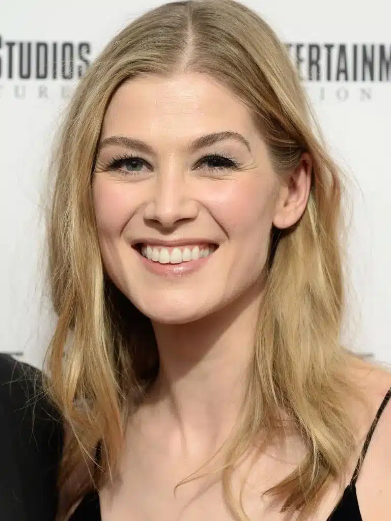 Rosamund Pike Biography: Wiki, Age, Career, Height, Weight, Boyfriend, Net Worth & More