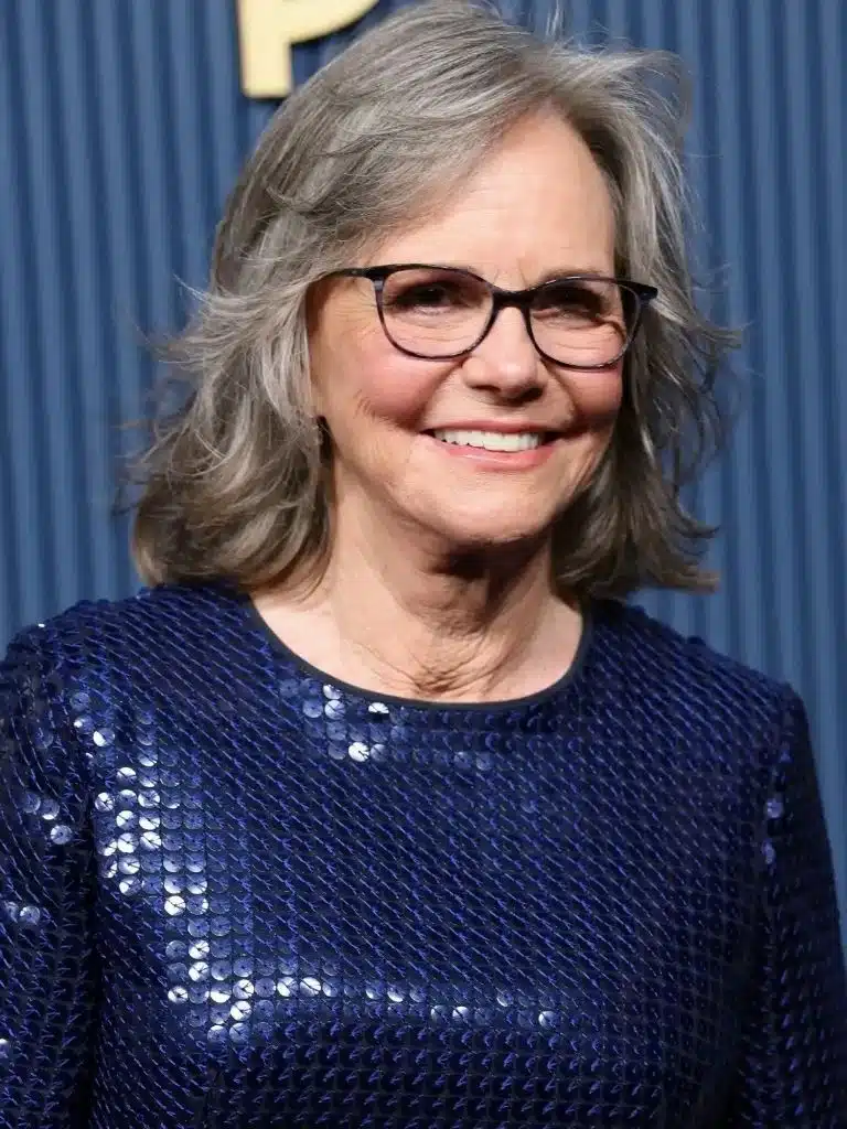 Sally Field Wikipedia Biography: Wiki, Age, Career, Height, Weight, Boyfriend, Net Worth & More