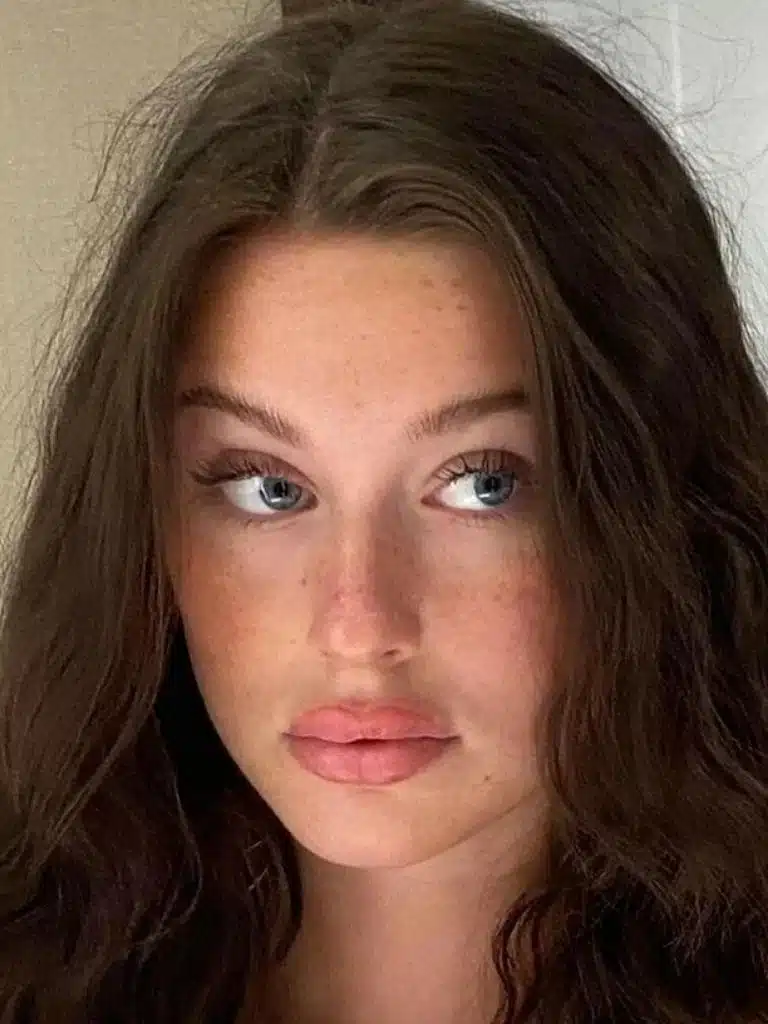 Sarah Waddles Biography: Wiki, Age, Career, Height, Weight, Boyfriend, Net Worth & More