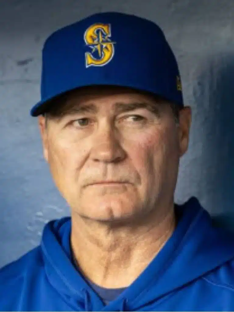 Scott Servais Biography: Wiki, Age, Career, Height, Weight, Boyfriend, Net Worth & More
