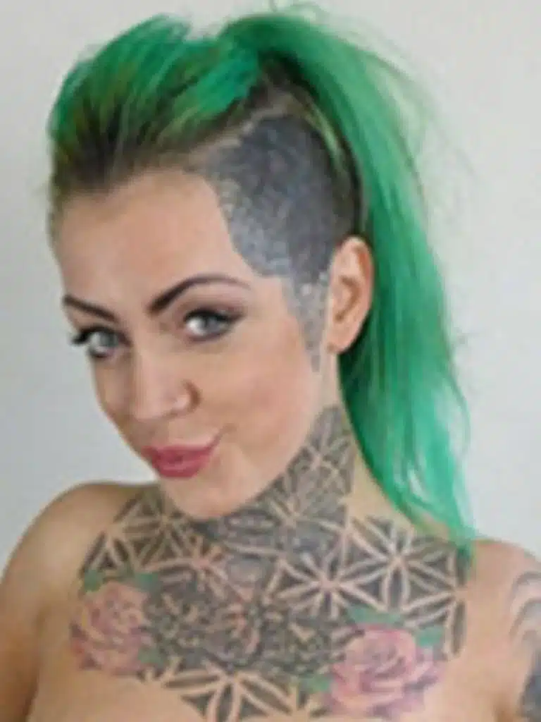 Stefka Madina Biography: Wiki, Age, Career, Height, Weight, Boyfriend, Net Worth & More